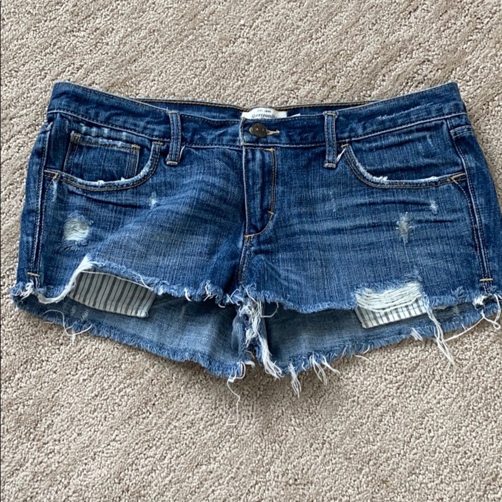 Size 6 Abercrombie cut offs